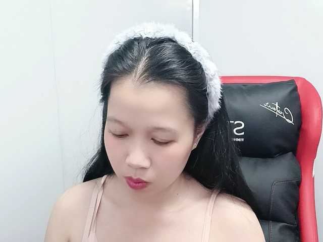 Sexyfull live cam on BongaCams