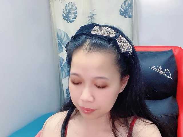 Sexyfull live cam on BongaCams