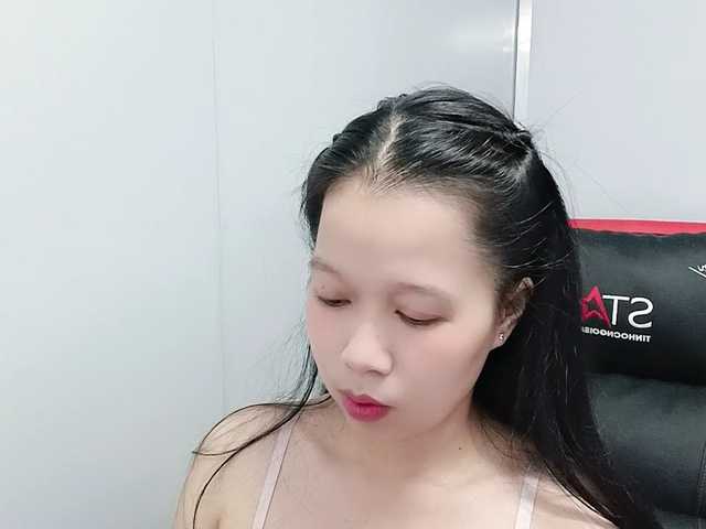 Sexyfull live cam on BongaCams
