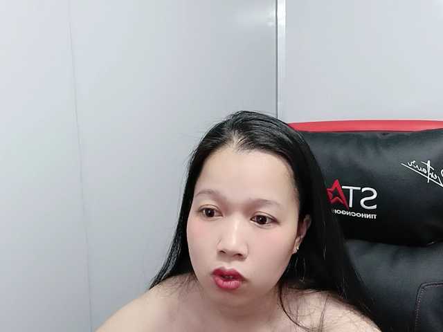 Sexyfull live cam on BongaCams