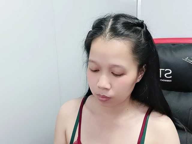 Sexyfull live cam on BongaCams