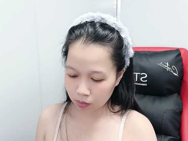 Sexyfull live cam on BongaCams