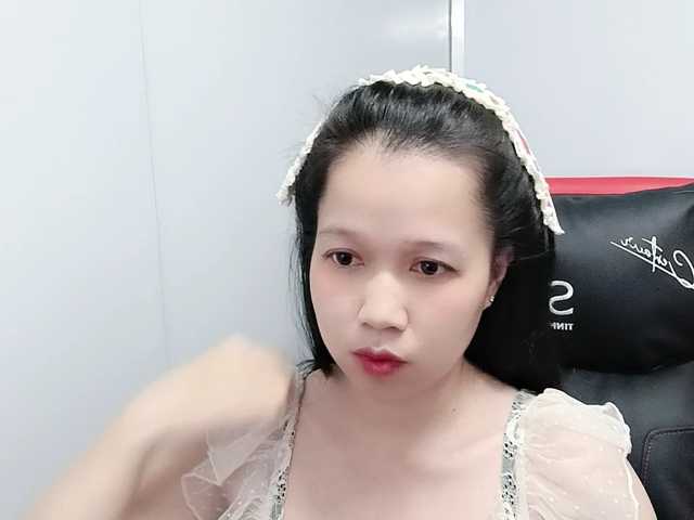 Sexyfull live cam on BongaCams