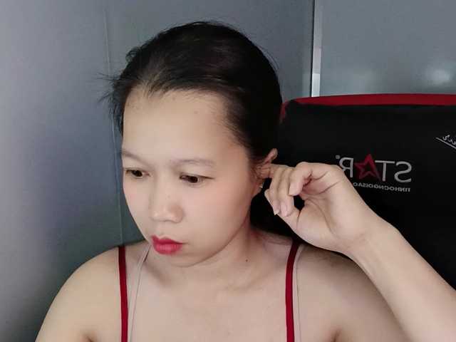 Sexyfull live cam on BongaCams