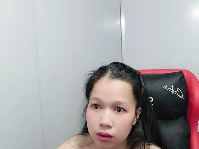 Sexyfull live cam on BongaCams