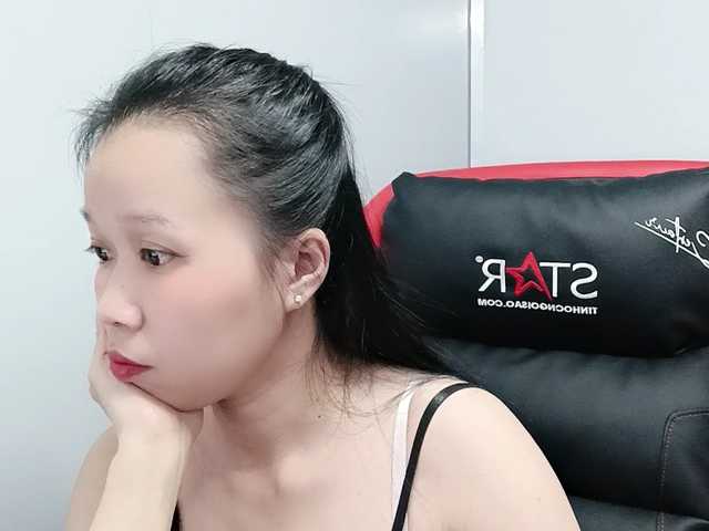 Sexyfull live cam on BongaCams