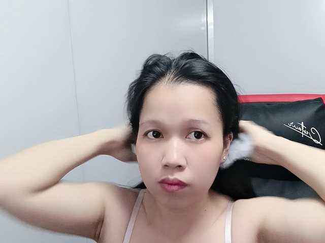 Sexyfull live cam on BongaCams