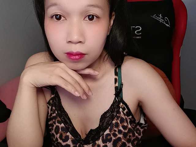 Sexyfull live cam on BongaCams