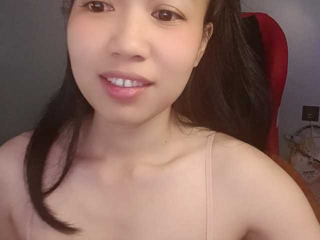 Sexyfull live cam on BongaCams