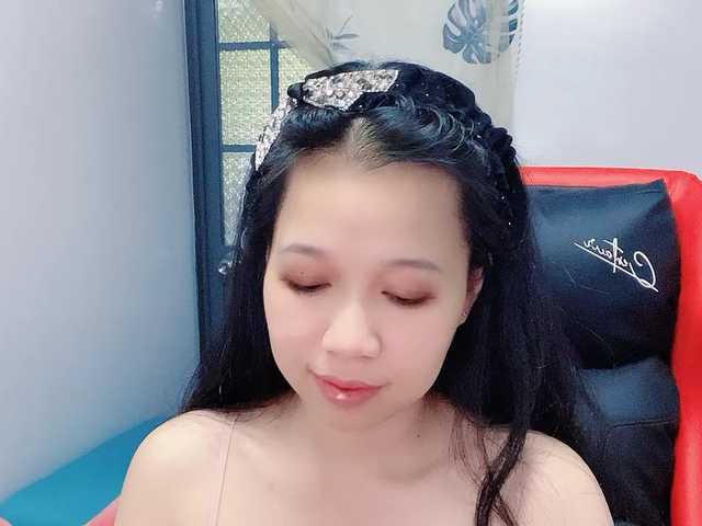 Sexyfull live cam on BongaCams
