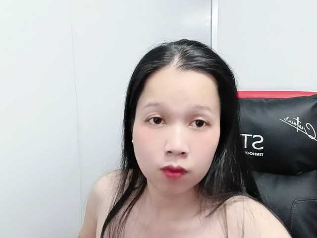 Sexyfull live cam on BongaCams