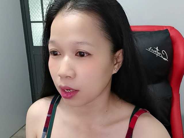Sexyfull live cam on BongaCams