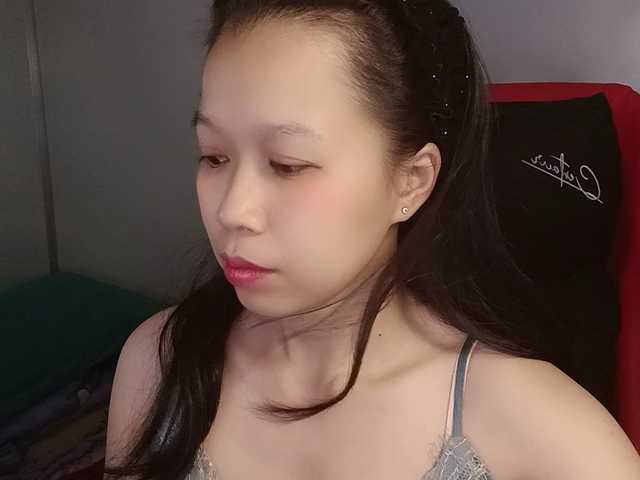 Sexyfull live cam on BongaCams