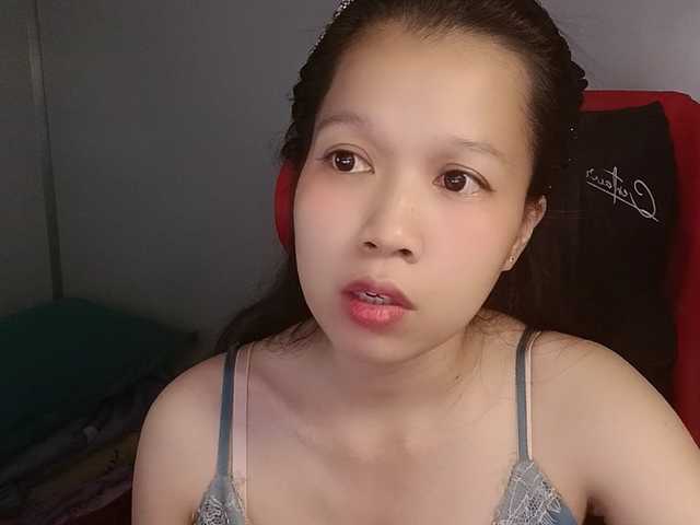 Sexyfull live cam on BongaCams