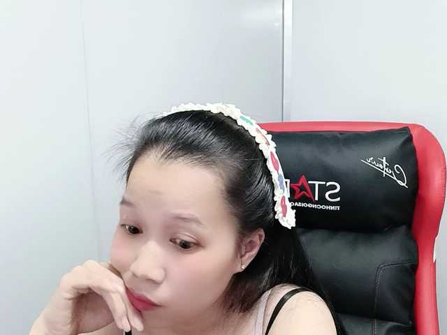 le modèle Sexyfull est en webcam porno dans un show sur le site bongacams, il possède les tags suivants: Asian,Brunette,Hairy