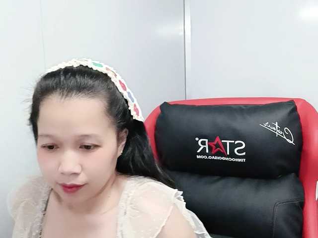 Sexyfull live cam on BongaCams