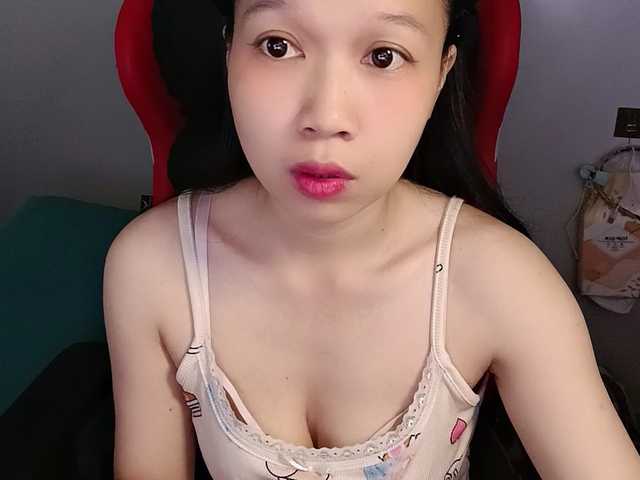 Sexyfull live cam on BongaCams