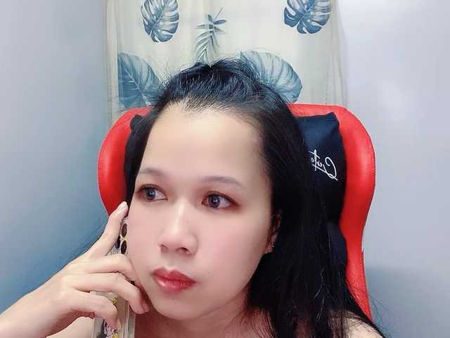 Sexyfull live cam on BongaCams