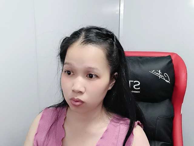 Sexyfull live cam on BongaCams