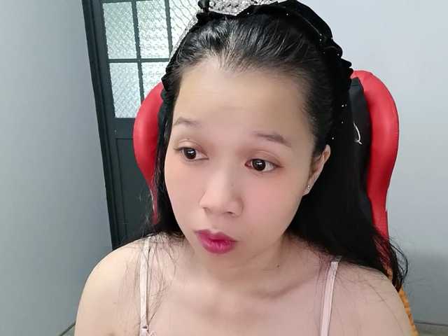 Sexyfull live cam on BongaCams