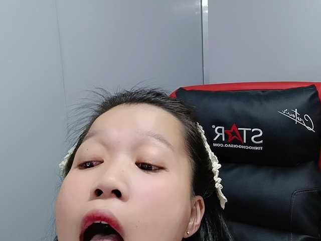 Sexyfull live cam on BongaCams