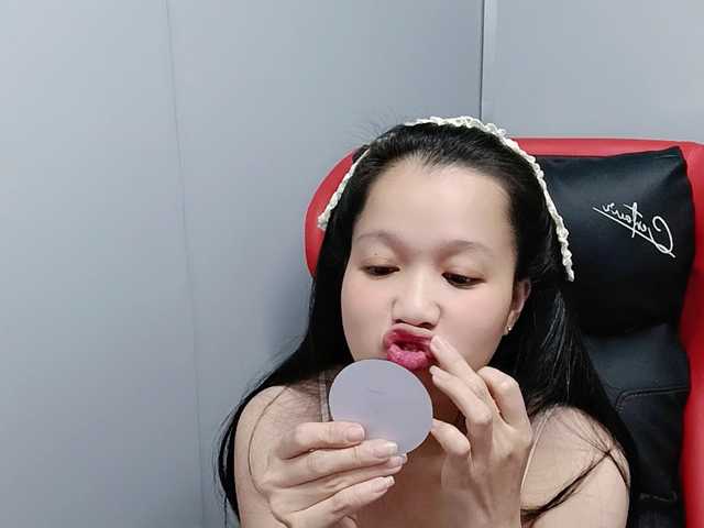 Sexyfull live cam on BongaCams