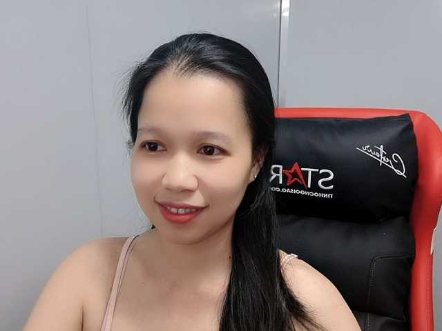 Sexyfull live cam on BongaCams