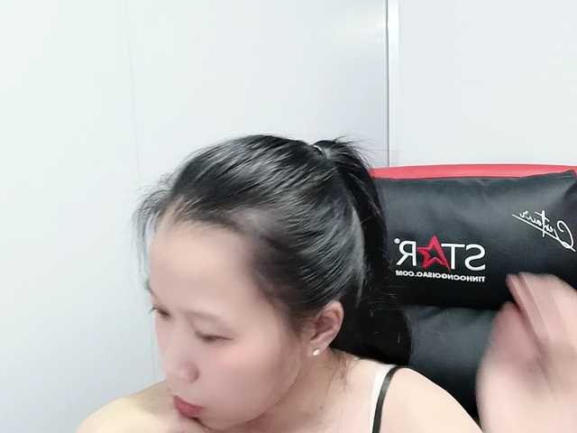 Sexyfull webcam bongacams model stream image