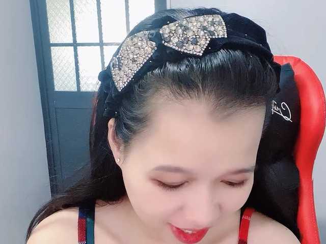 Sexyfull live cam on BongaCams