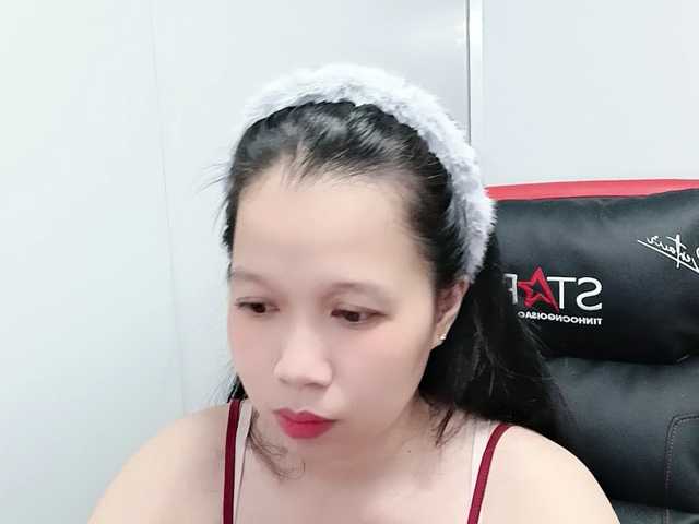 Sexyfull live cam on BongaCams
