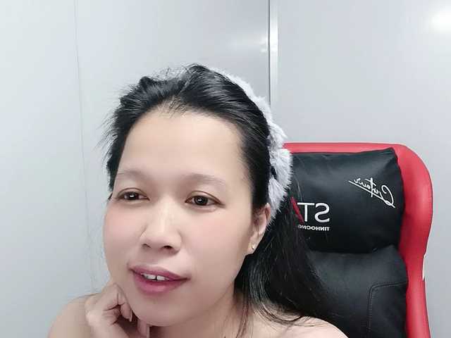 Sexyfull live cam on BongaCams
