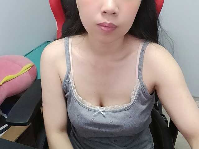Sexyfull live cam on BongaCams