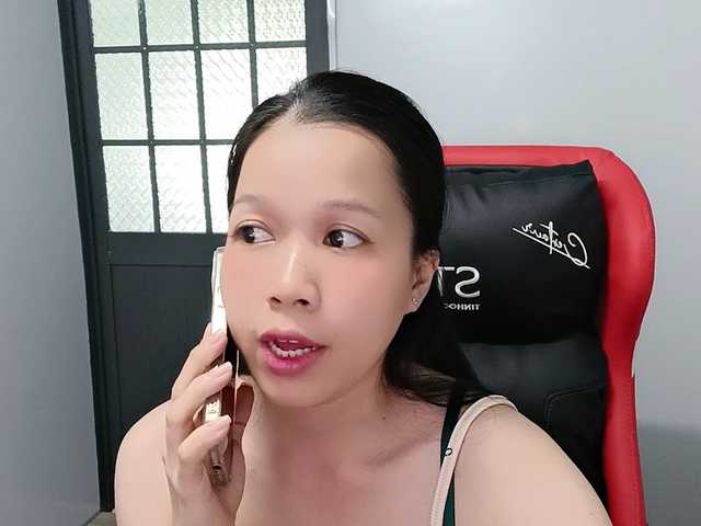 Sexyfull live cam on BongaCams