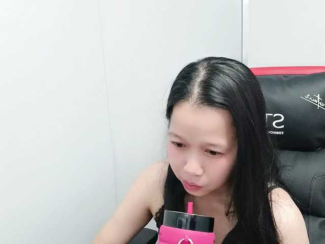 Sexyfull live cam on BongaCams