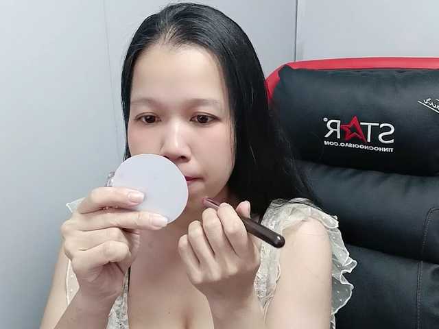 Sexyfull live cam on BongaCams