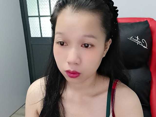 Sexyfull live cam on BongaCams