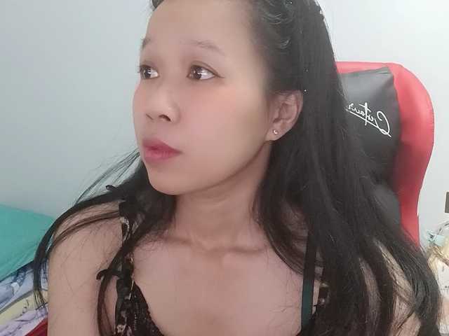 Sexyfull live cam on BongaCams