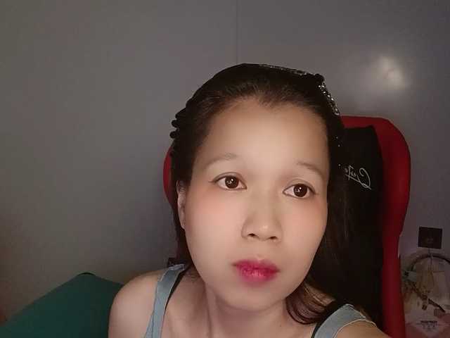 Sexyfull live cam on BongaCams