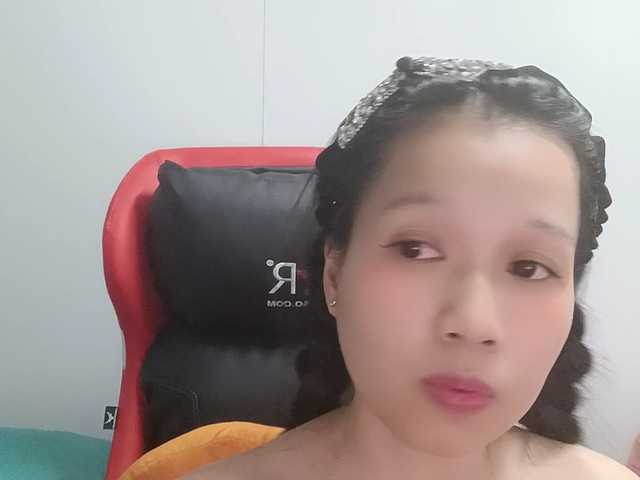 Sexyfull live cam on BongaCams