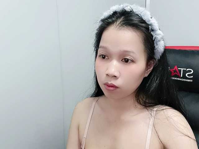 Sexyfull live cam on BongaCams