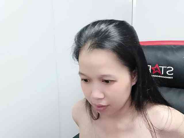 Sexyfull's cam show statistics and live stream