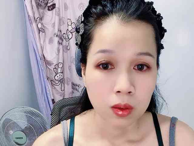 Sexyfull Live Webcam on BongaCams