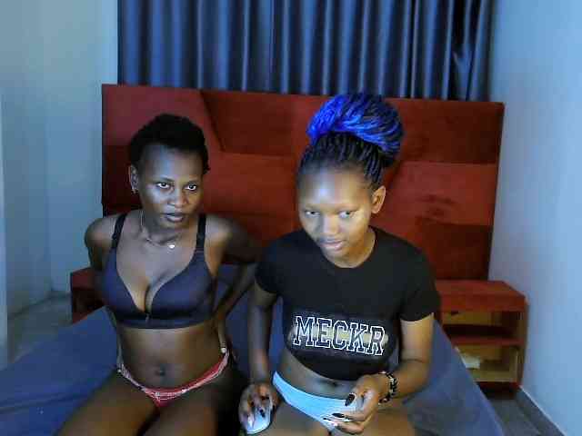 LavishQueens webcam