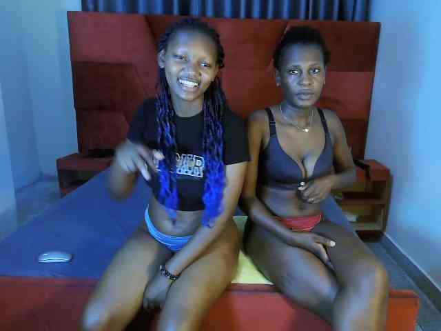 LavishQueens webcam