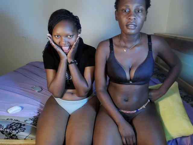LavishQueens webcam