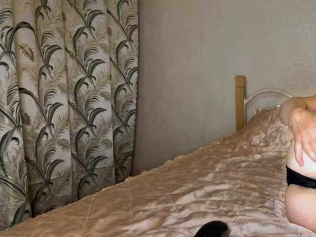 Allisa769 live cam on BongaCams