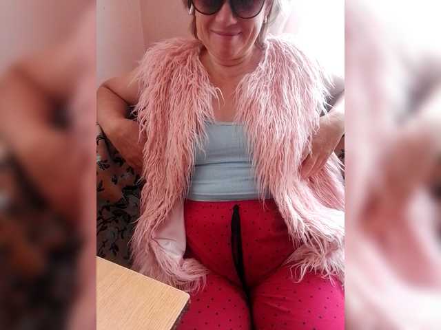 Allisa769 live cam on BongaCams