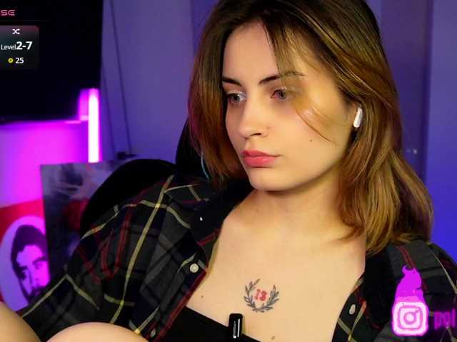 pollymorph live webcam show