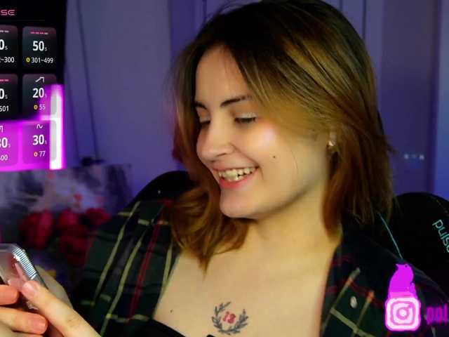pollymorph live webcam show