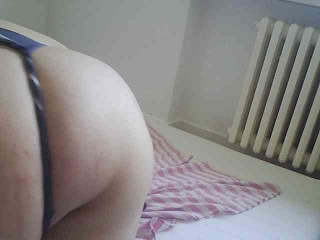 babydollxoxoxo12... Live Webcam on BongaCams